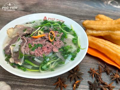 Top 5 quán phở gia truyền nức tiếng Hà Thành